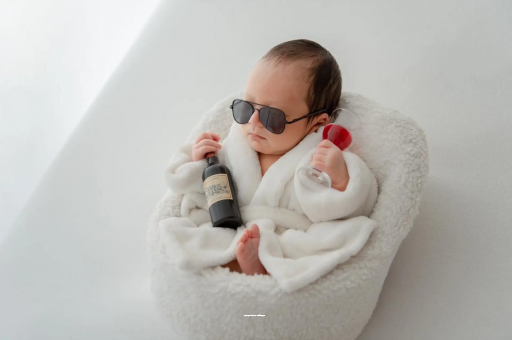 林芝孕妇肚脐眼突出来